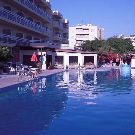 Aparthotel Sunquest Gardens Holiday 3*