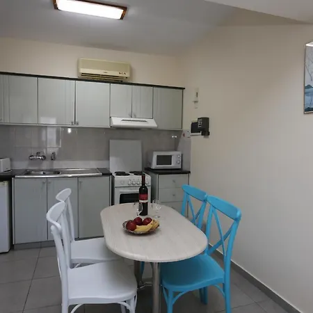 アパートホテル Sunquest Gardens