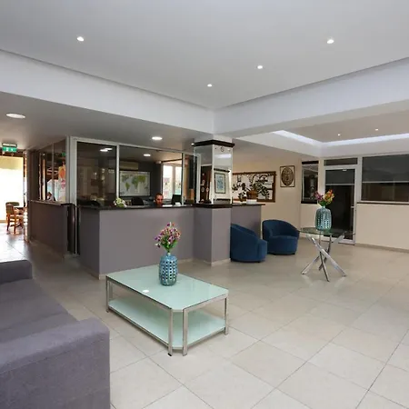 アパートホテル Sunquest Gardens 3*