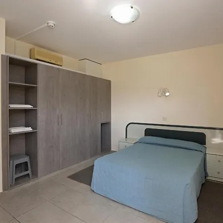 Апарт-отель Sunquest Gardens Holiday