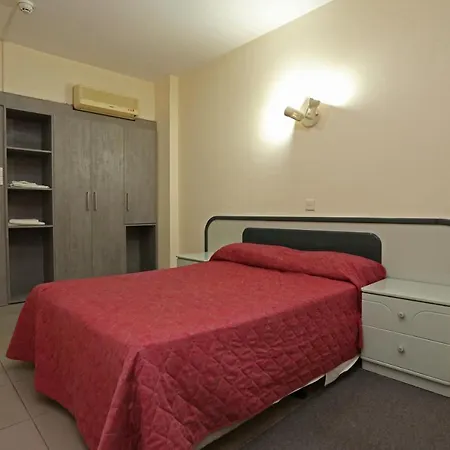 Sunquest Gardens Holiday 3* Лимасол