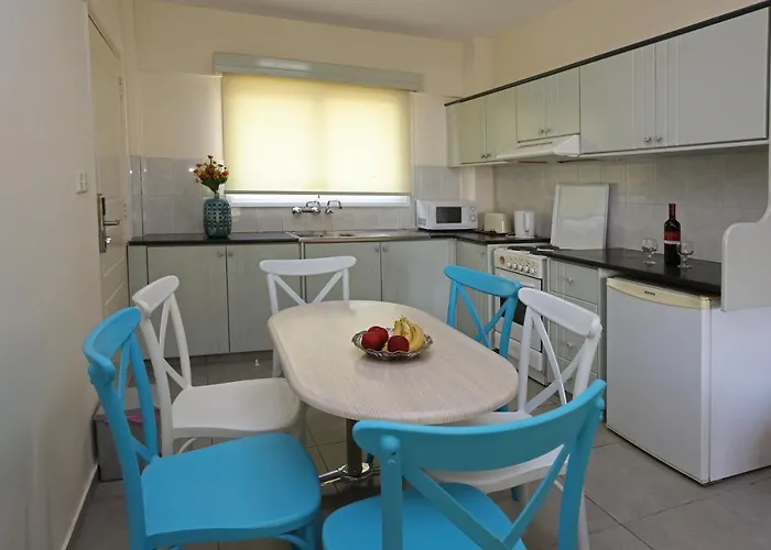 Sunquest Gardens Aparthotel Lemesos