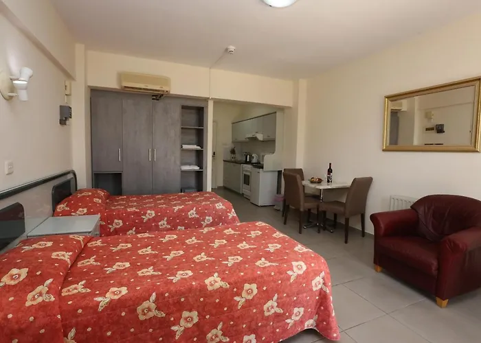 Aparthotel Sunquest Gardens Lemesos