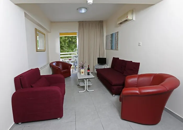 Sunquest Gardens Aparthotel