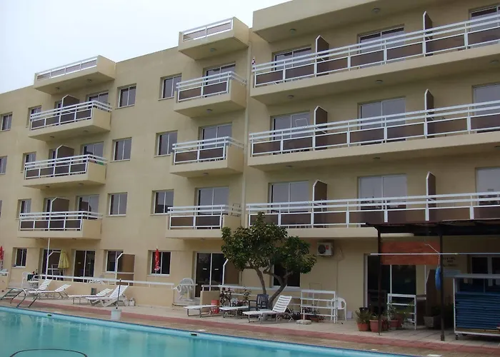 Sunquest Gardens Apartahotel Limassol