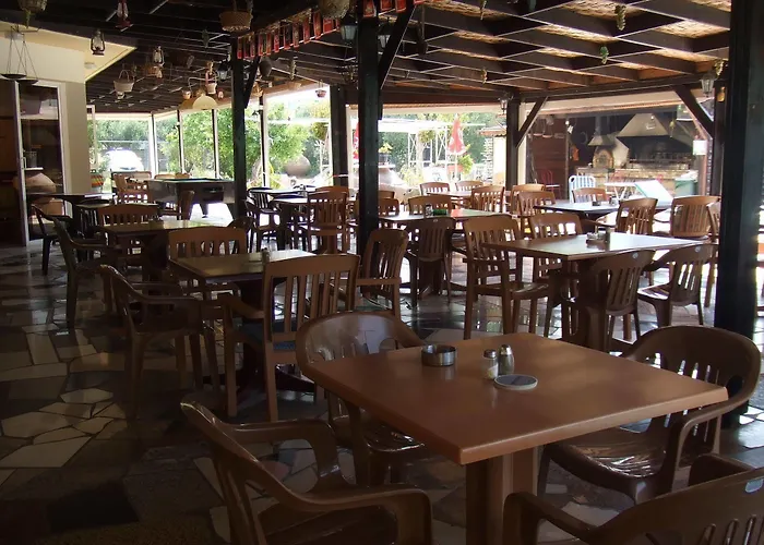 Sunquest Gardens Apartahotel