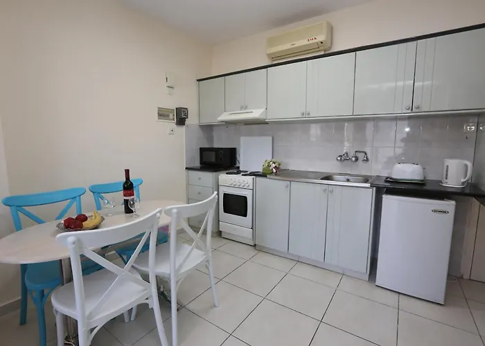 Sunquest Gardens Apartahotel Limassol