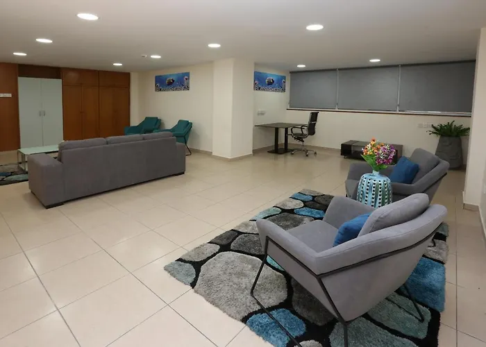 Sunquest Gardens Apartahotel